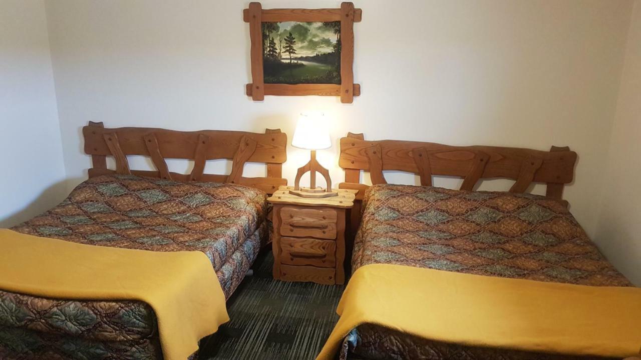 Agassiz Park Lodge - Under New Management McCreary المظهر الخارجي الصورة